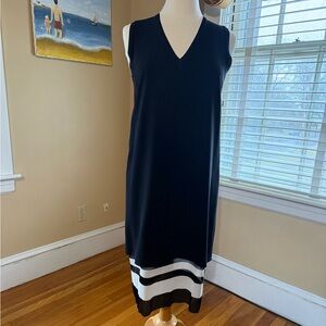 Elegant Black and White Sleeveless Dress by Vince